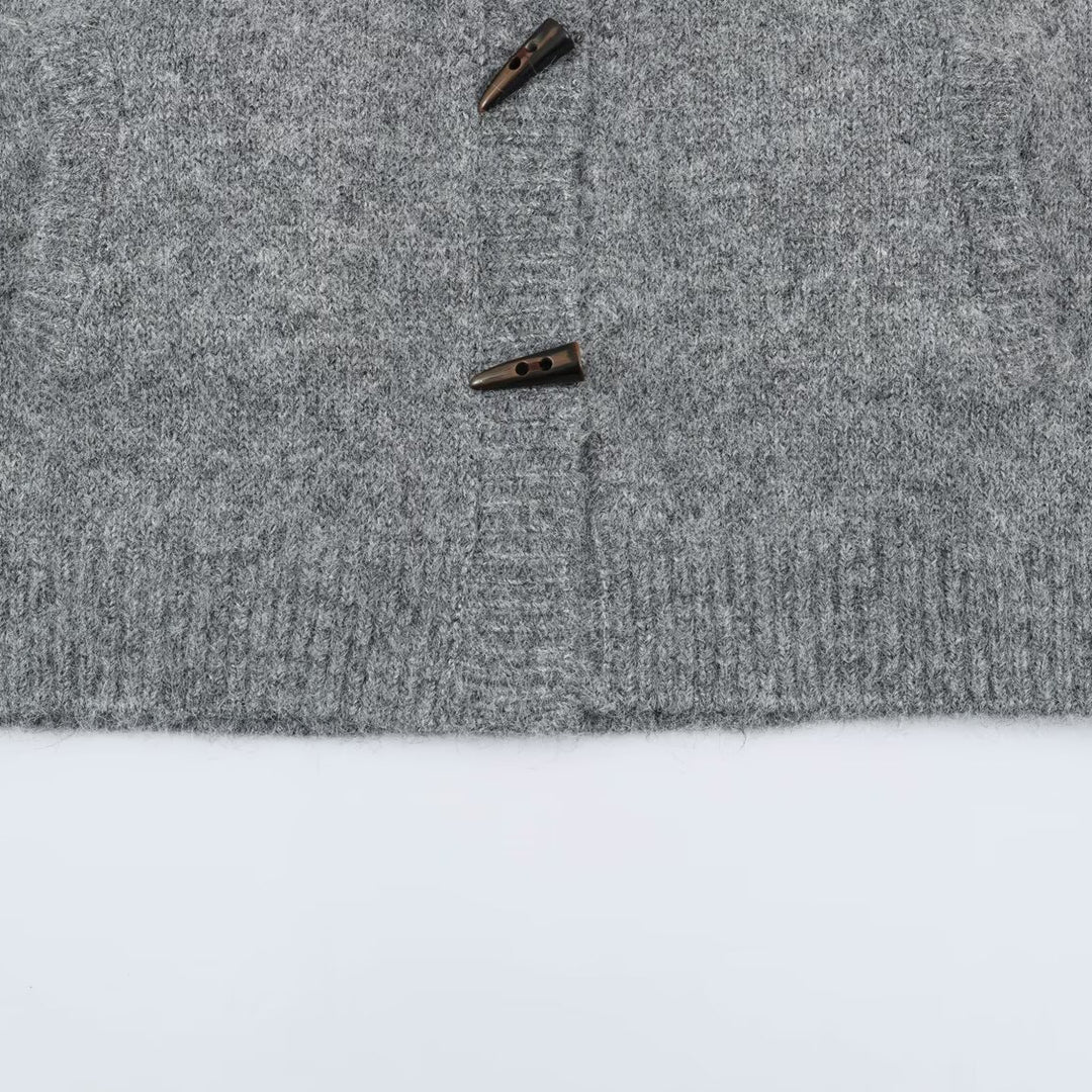 Women’s Norwegian cardigan with stand-up collar and wooden button closures Mune Fashion