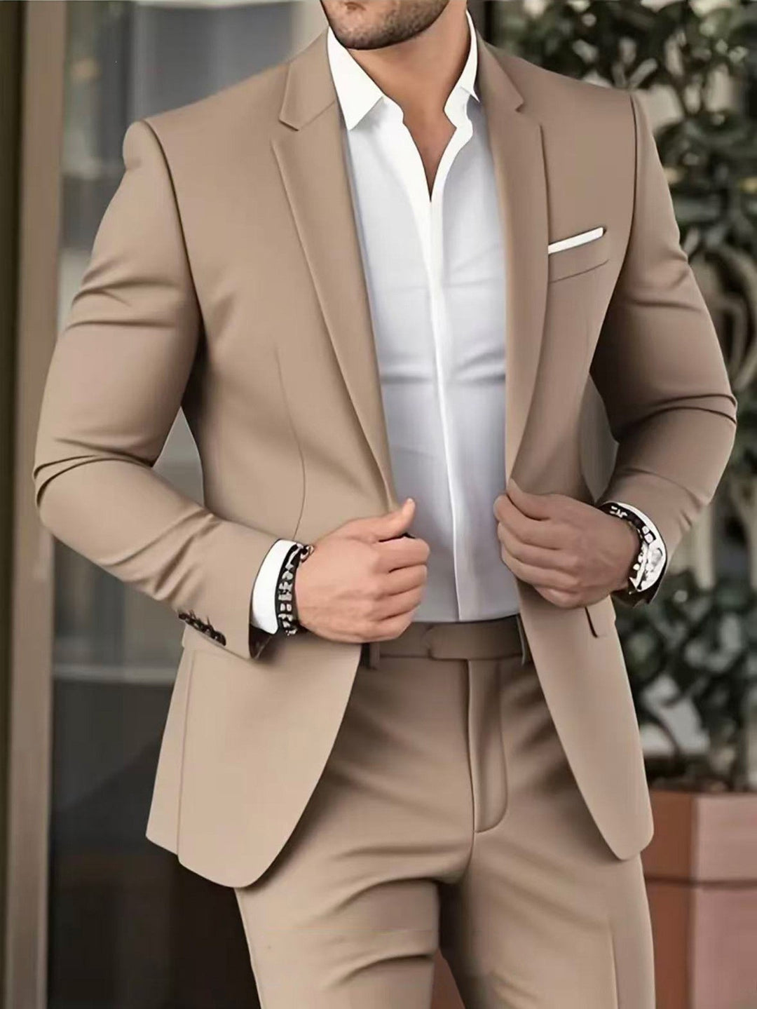 Men's slim Modern-Fit suit with narrow lapels and body-hugging silhouette Mune Fashion