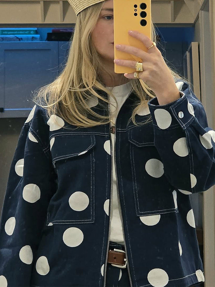 Women's wide cargo pants with high waist, polka dot print and visible contrast stitching Mune Fashion