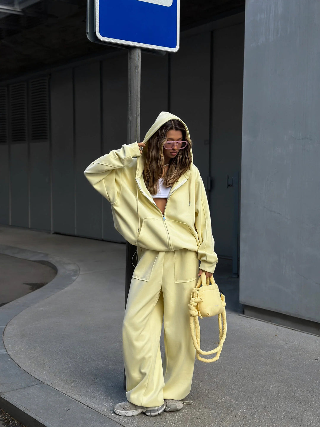 Women oversized hoodie jacket with zipper and casual cargo lounge pants Mune Fashion