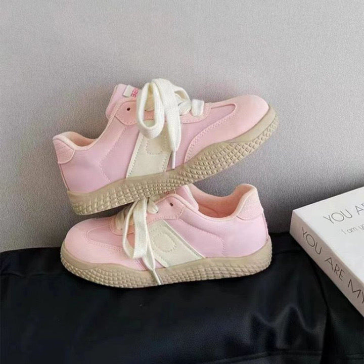 Women’s leisure sneaker with breathable surface structure and comfortable cushioning Mune Fashion