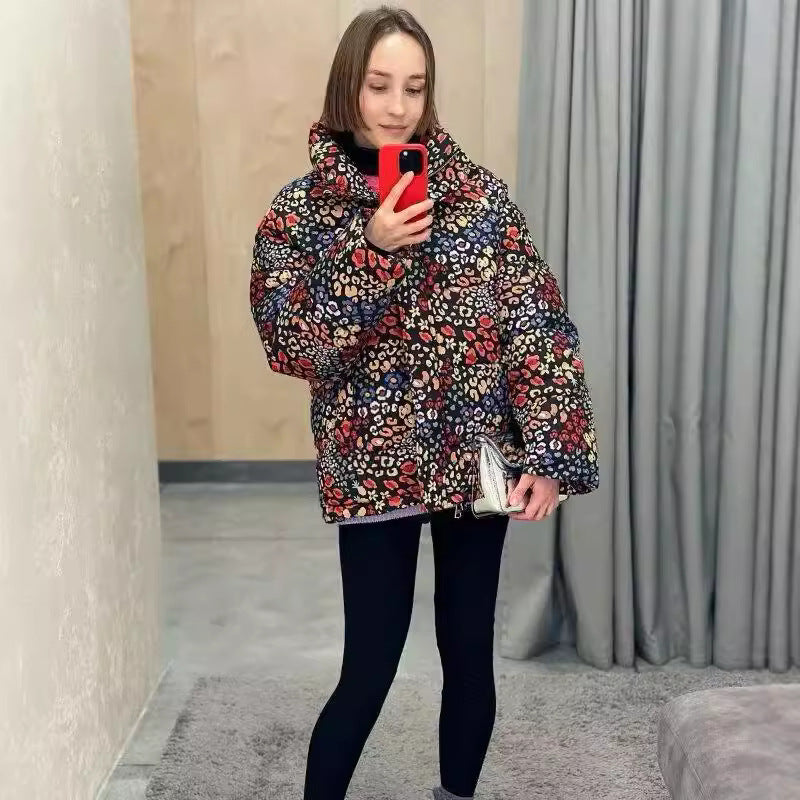 Women Lightweight Quilted Short Jacket with Stand-Up Collar, Boxy Silhouette and Colorful Animal-Floral Print Mune Fashion