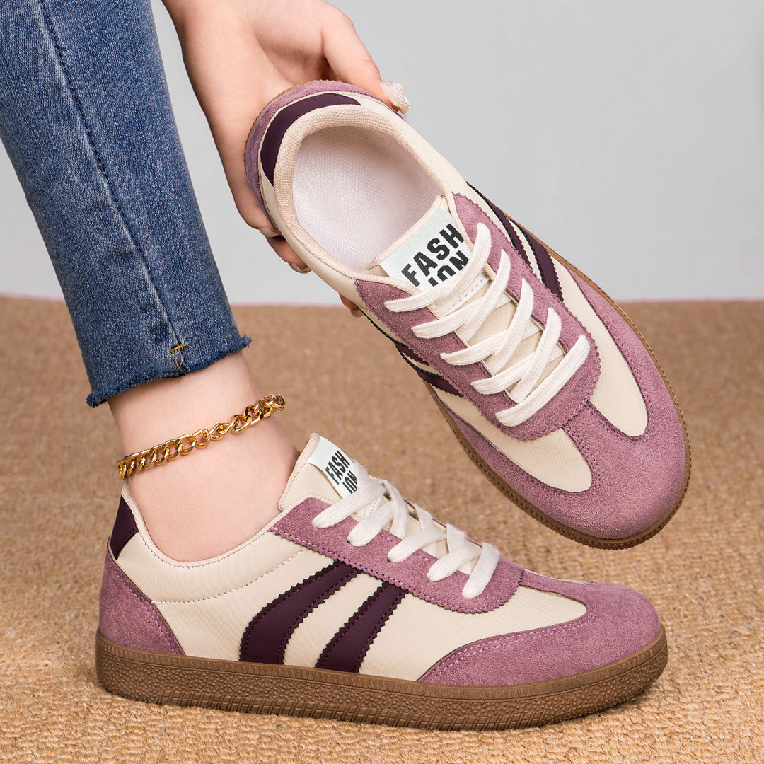 Men's retro sneakers with suede and textile upper material, classic three-stripe look and profile rubber sole Mune Fashion