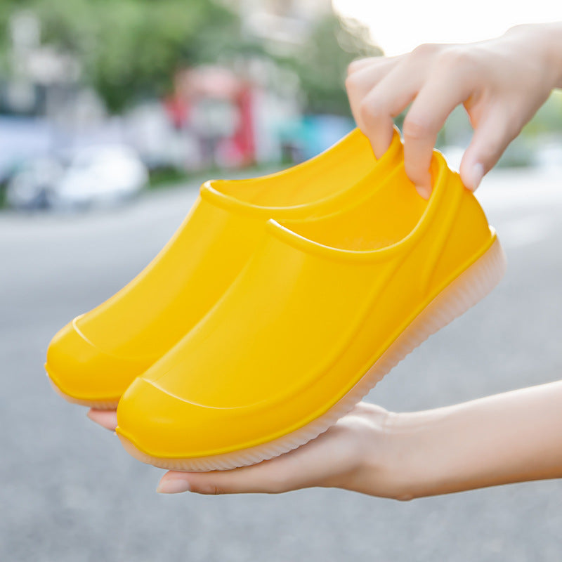 Unisex Waterproof Slip Clogs with Shock-Resistant EVA Sole and Ergonomic Footbed Mune Fashion