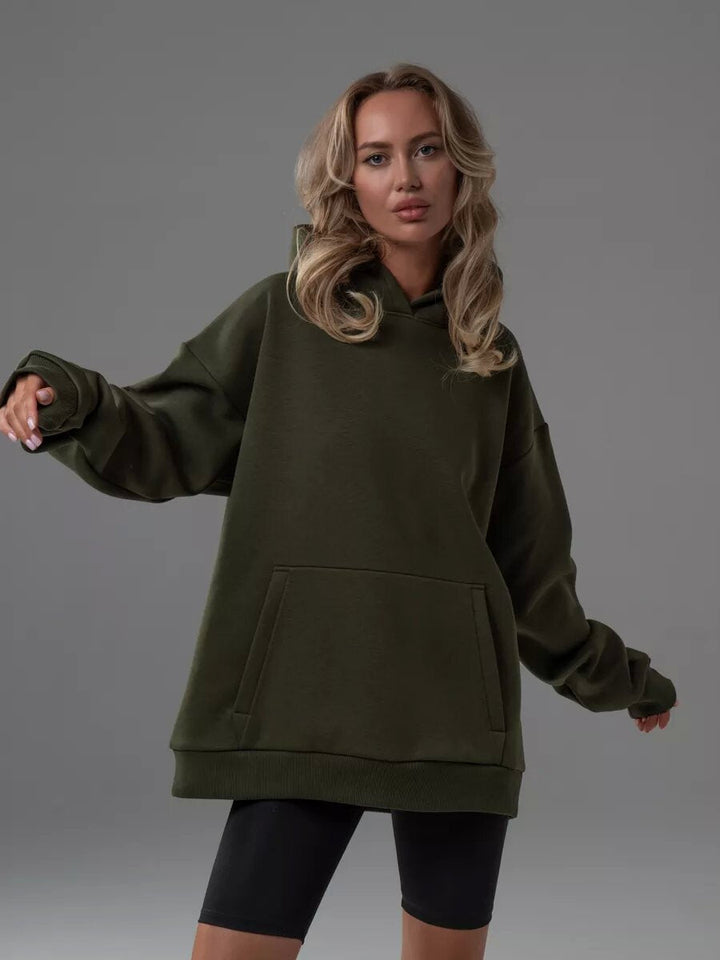Women's Cozy Oversized Hoodie with Kangaroo Pocket Mune