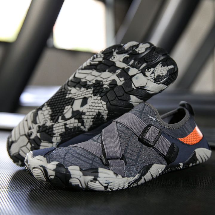 Unisex nan versatile aquasneaker in barefoot style with a grippy multi-layer rubber sole and adjustable straps Mune Fashion