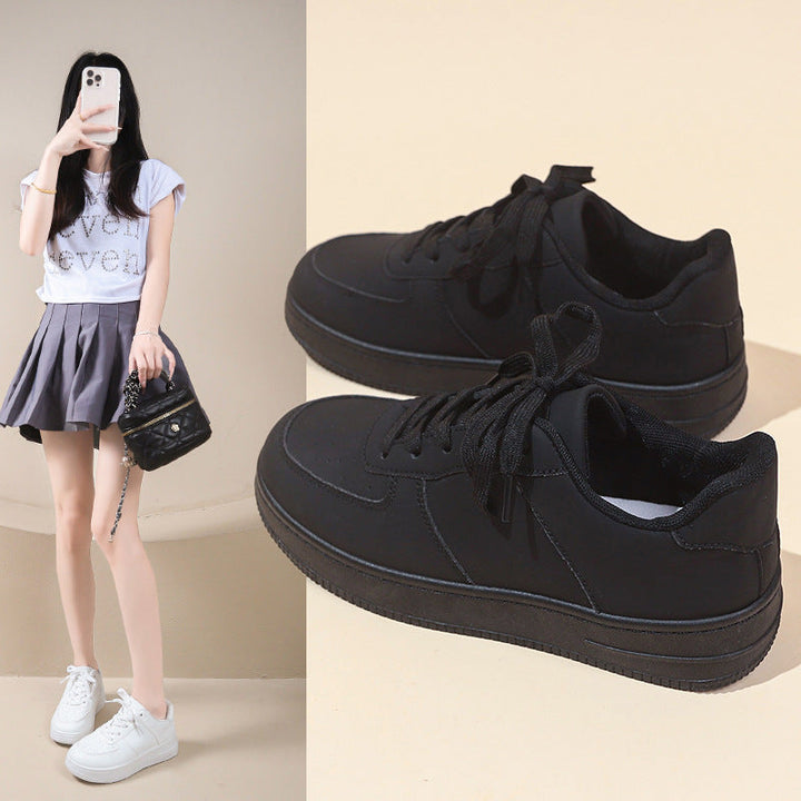 Women’s sporty sneakers with cushioned sole and durable upper material Mune Fashion