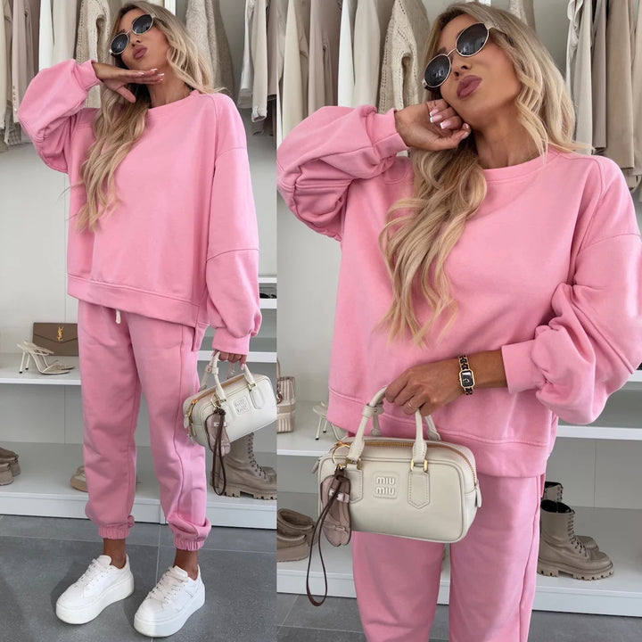 Women Oversized Loungewear Set made of soft brushed sweat with drawstring joggers and relaxed pullover Mune Fashion