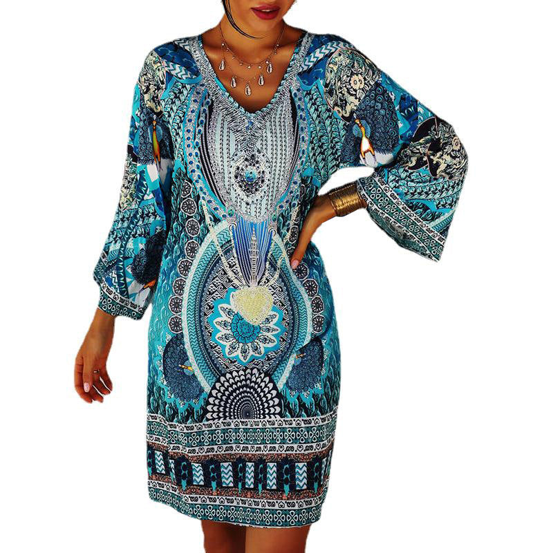 Women's short holiday tunic dress in kaftan style with V-neck and flared kimono sleeves Mune Fashion