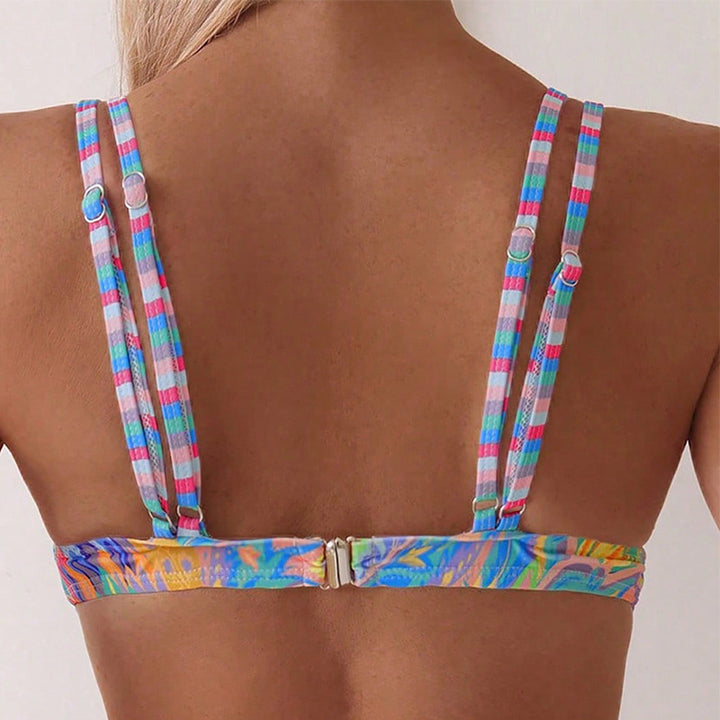 Women's triangle bikini top with floral pattern and sporty straps Mune Fashion