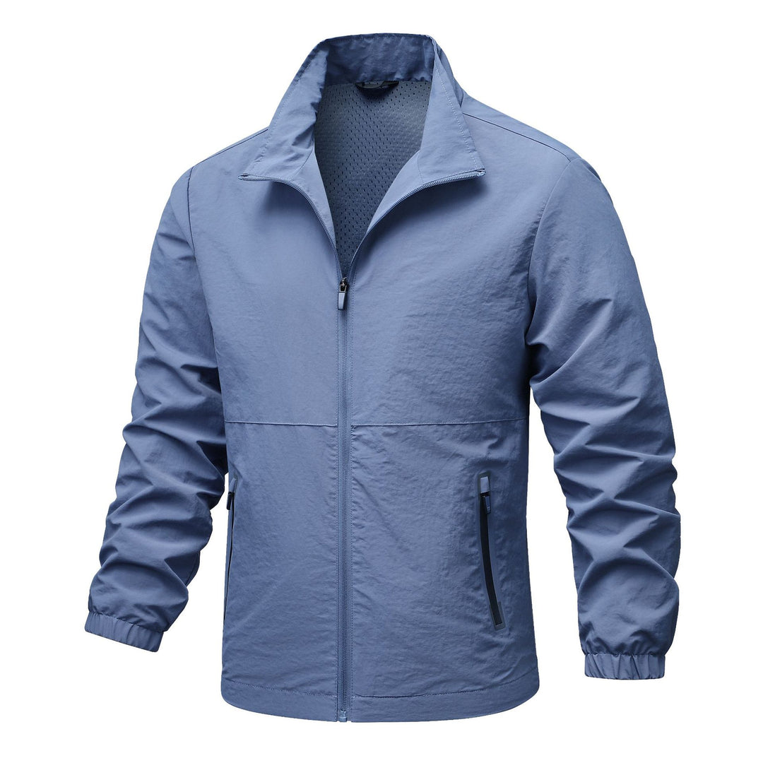 Men's lightweight technical windbreaker with mesh lining, high stand-up collar and zippered pockets Mune Fashion