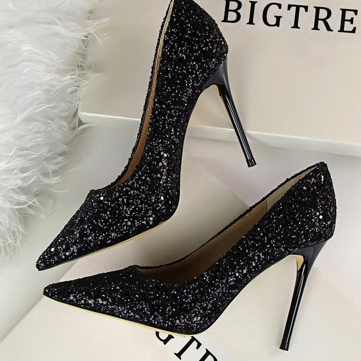Ladies glitter pumps with pointed toe shape and metallic stiletto heel Mune Fashion