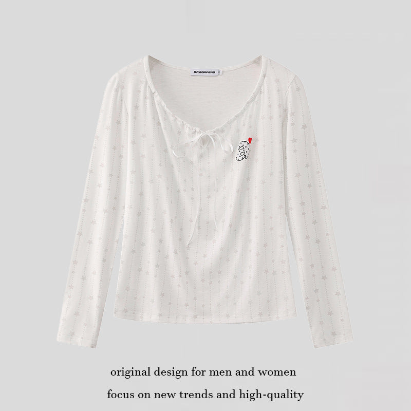 Women's long-sleeve shirt with lacing at the neckline, fine star jacquard, and heart emblem Mune Fashion