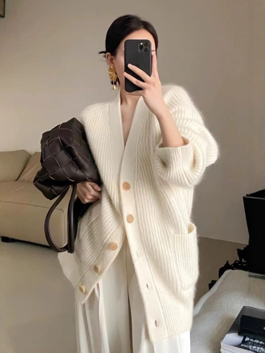 Women Long Oversized Cardigan made of soft ribbed knit with wooden button placket Mune Fashion