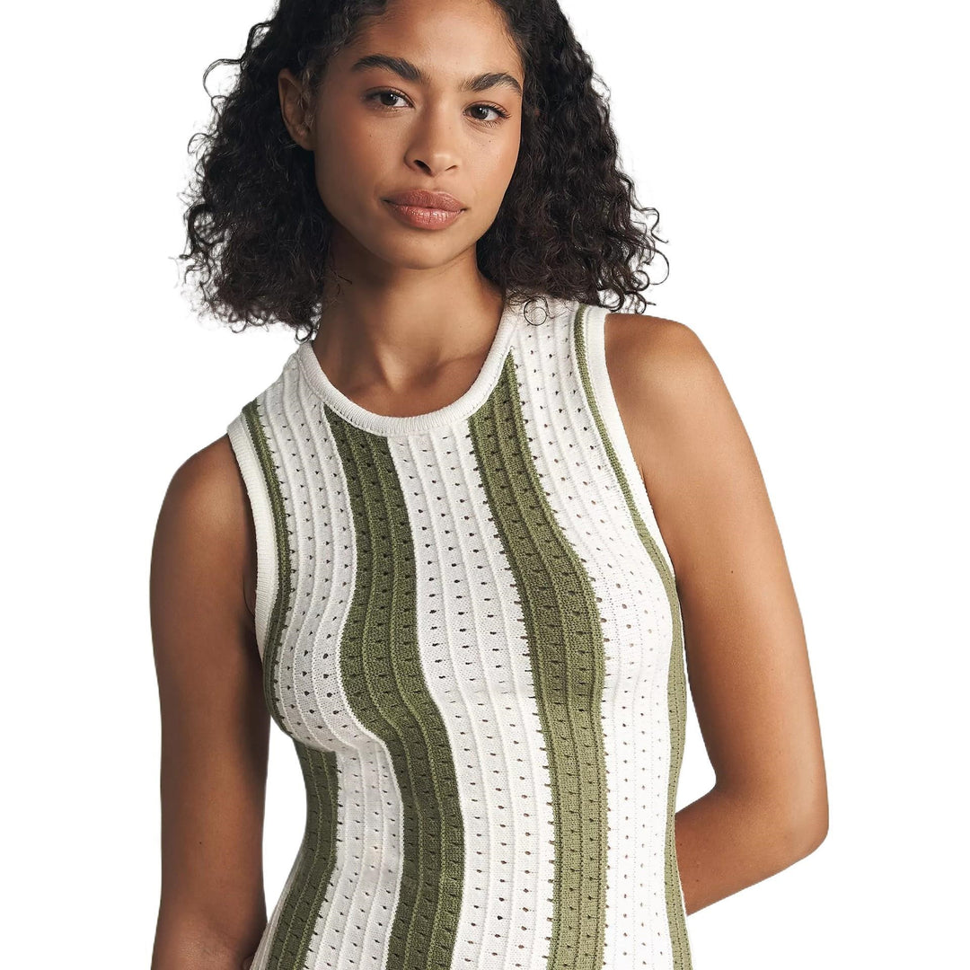Women fitted knitted dress with unique pattern Mune Fashion