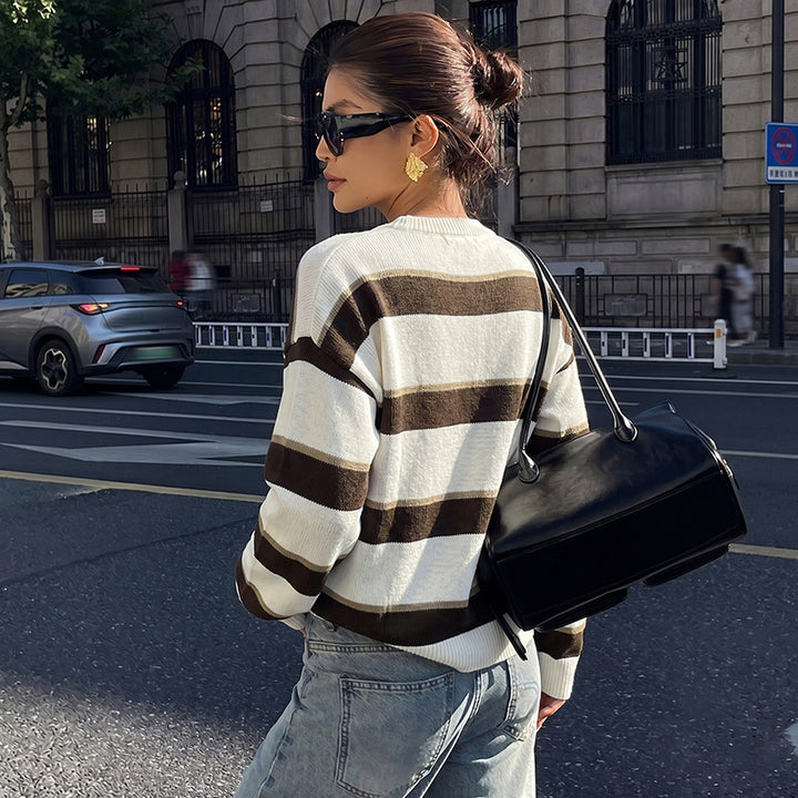 Women's Oversize Knit Sweater with Wide Block Stripes and Round Neckline Mune Fashion