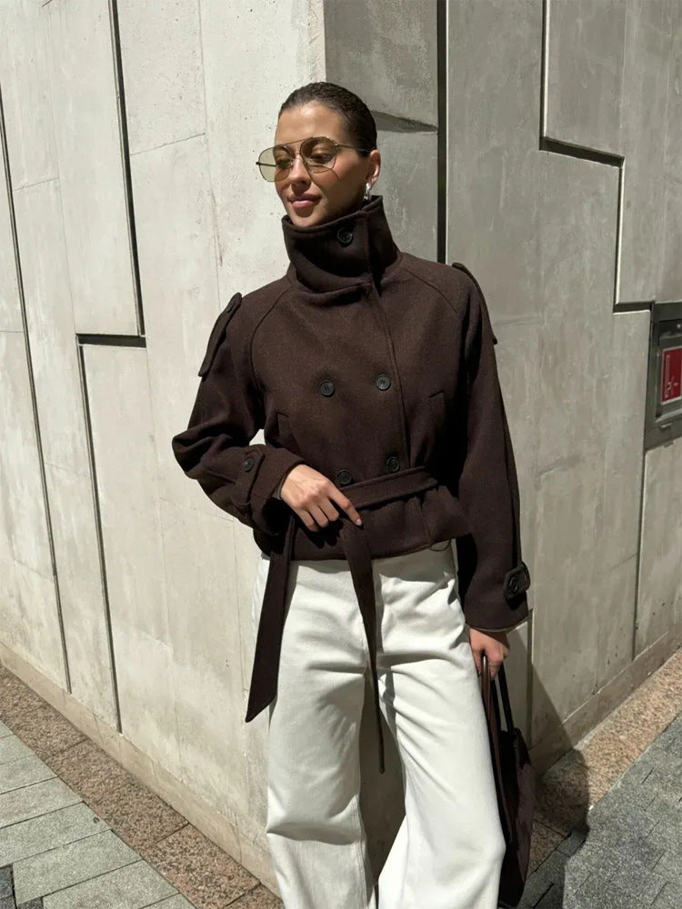 Ladies short cut wool blend jacket with high stand-up collar and waist belt Mune Fashion