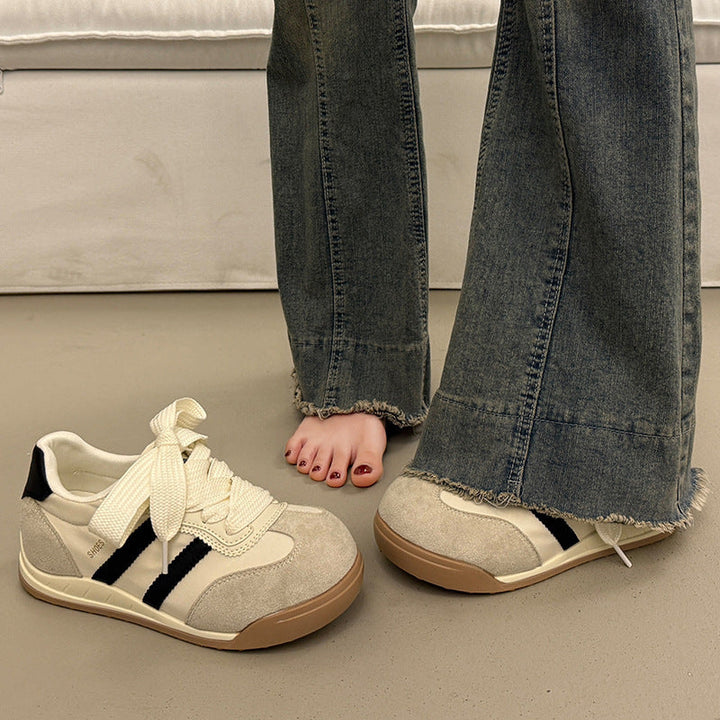 Women Comfortable Sneakers with Elastic Laces and Cushioning Sole Mune Fashion