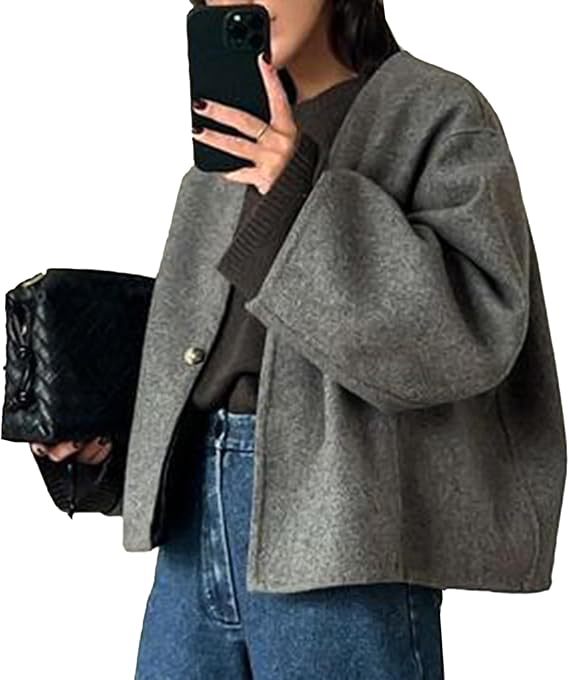 Women's cropped oversized wool jacket with boxy cut and single-button closure Mune Fashion