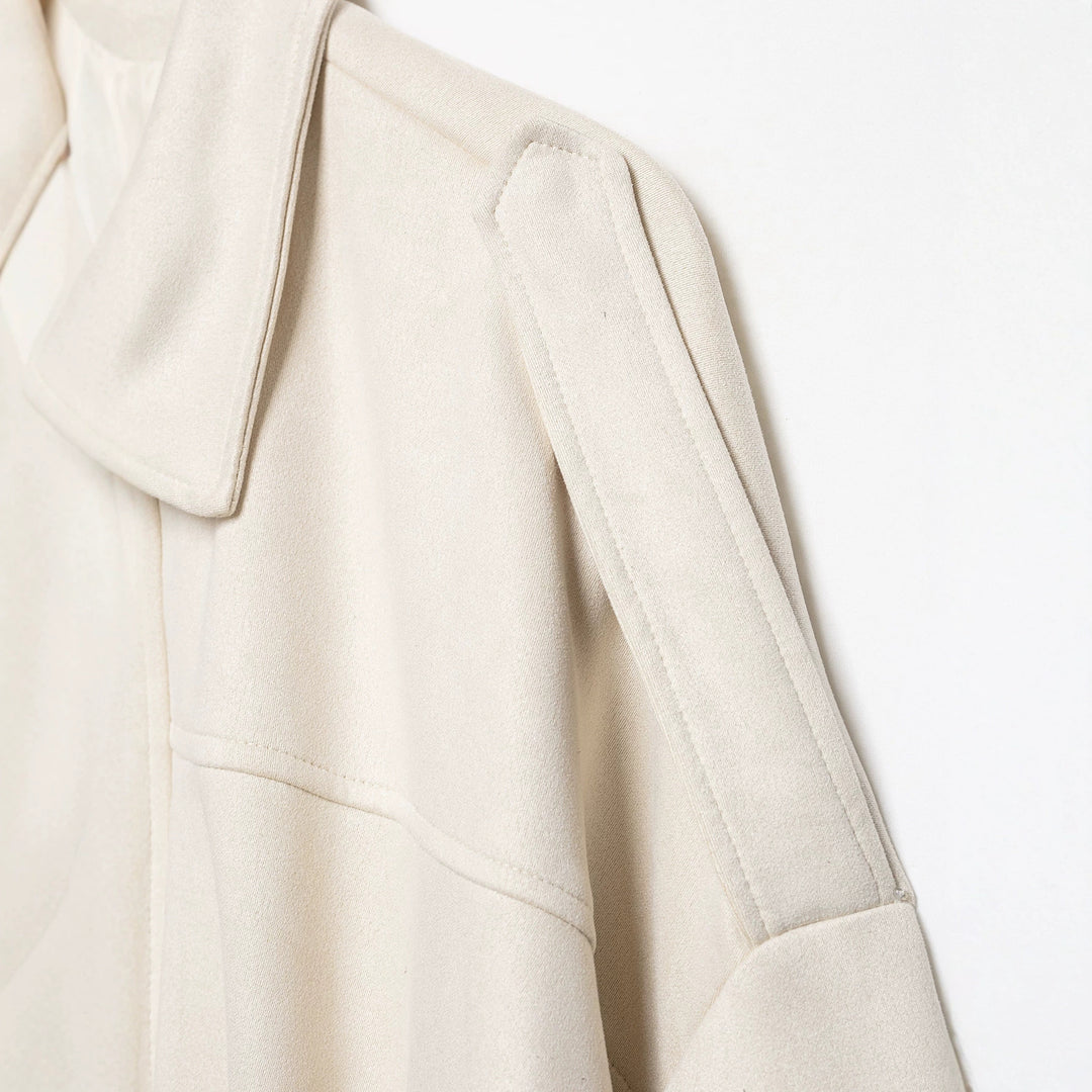 Women's Cropped Boxy Jacket made of velour look with shirt collar, wide raglan sleeves and drawstring Mune Fashion