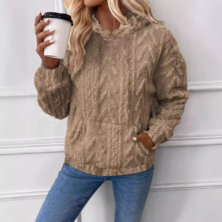 Women's cozy teddy fleece pullover with kangaroo pocket and light stand-up collar Mune Fashion