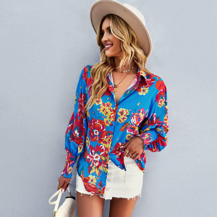 Women's loose shirt blouse with floral all-over print, silk look, smock sleeves, and buttoned front placket Mune Fashion