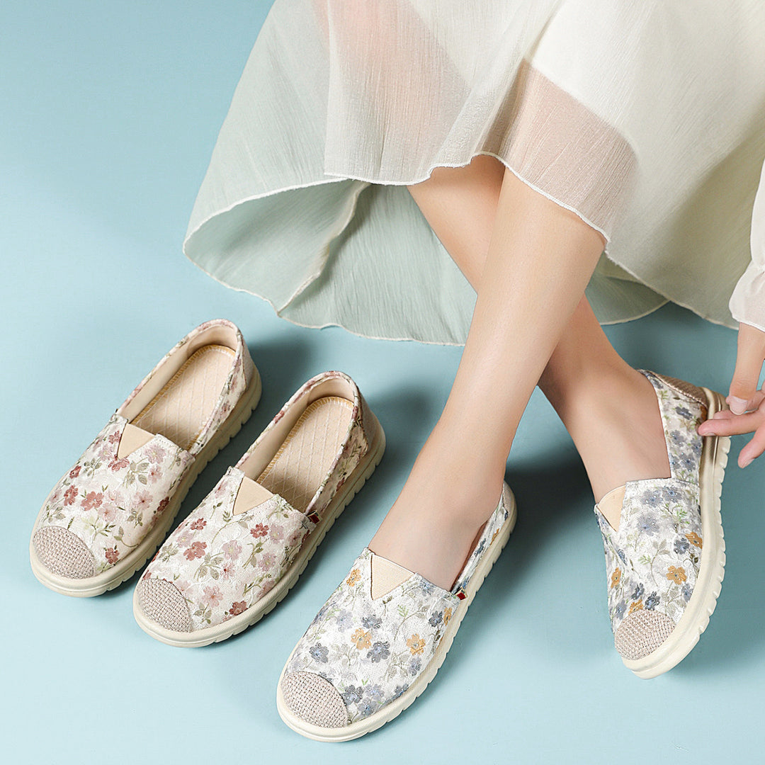 Women's floral slip-on casual slippers with knitted toe cap and shock-absorbing lightweight sole Mune Fashion