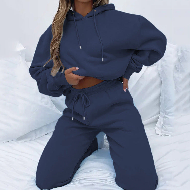 Women's Cropped Hoodie Jacket and High-Waist Jogging Pants Set made of French Terry with Elastic Waistband Mune Fashion