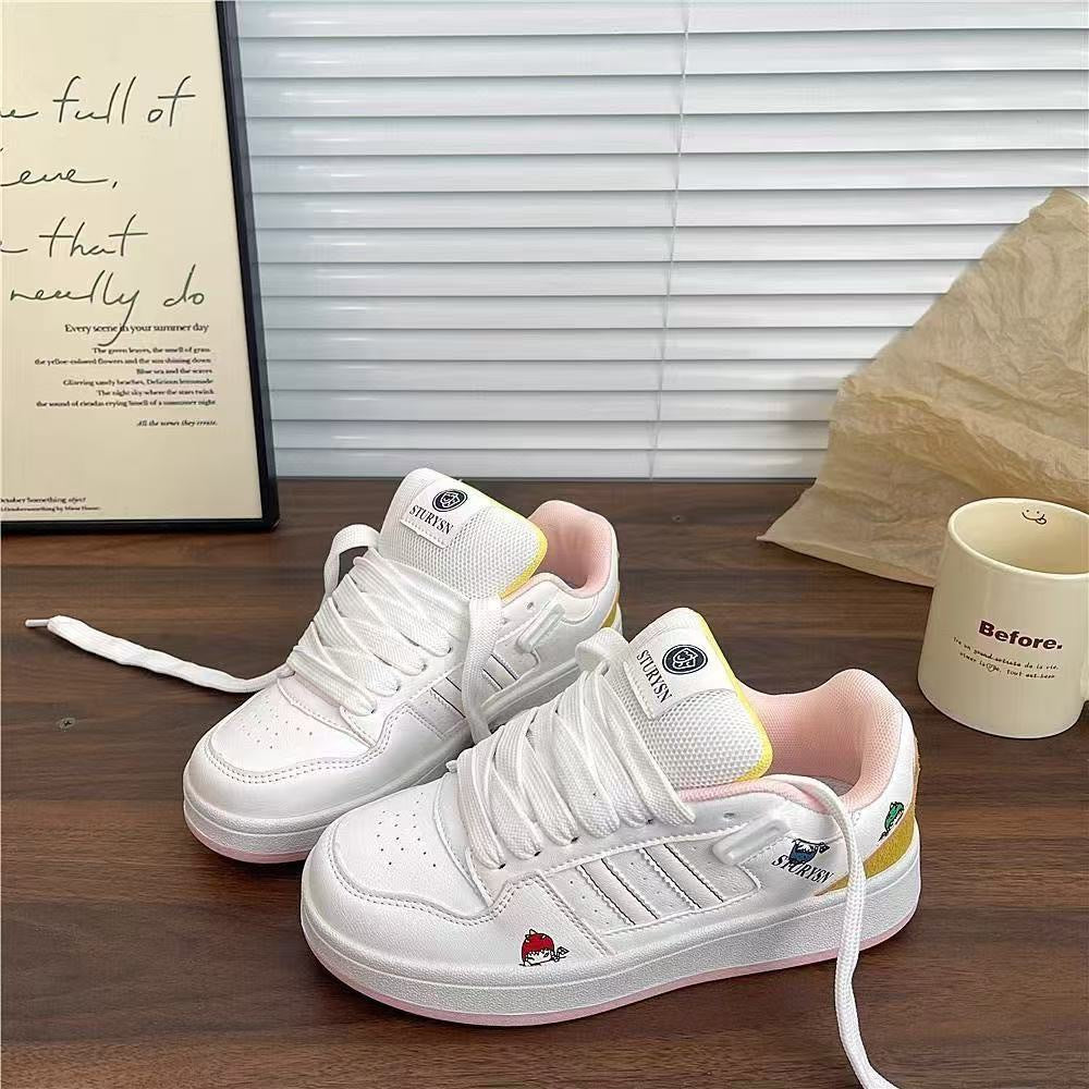 Women's sneakers with fun appliqués and slip-resistant sole Mune Fashion