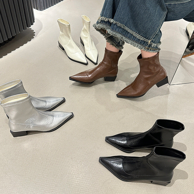 Ladies Elegant Ankle Boots with Pointed Toe and Block Heel Mune