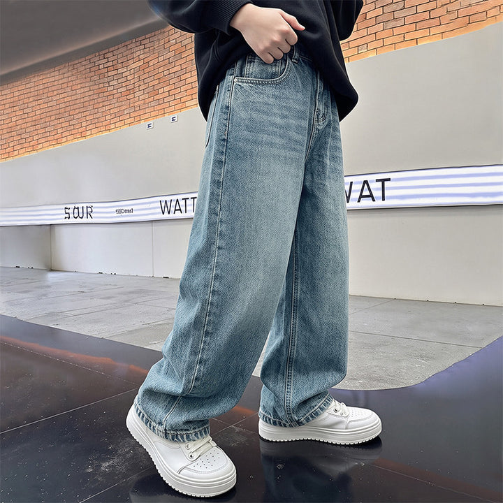 Unisex wide jeans with modern cut Mune Fashion