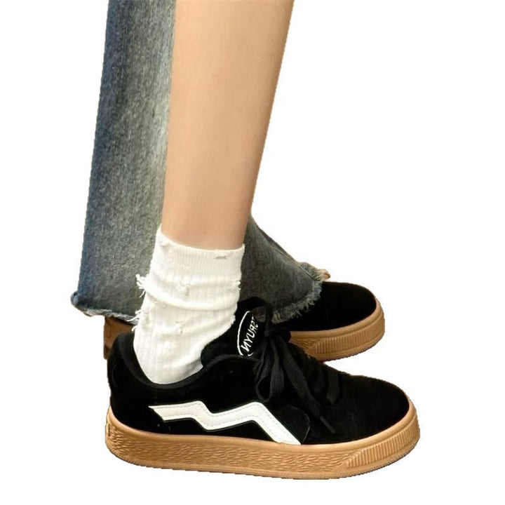 Women sneakers made of high-quality suede with non-slip sole Mune Fashion