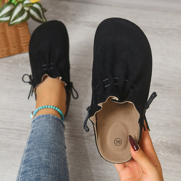 Ladies nan padded velour slip-on with teddy insole, soft insole and decorative lacing Mune Fashion