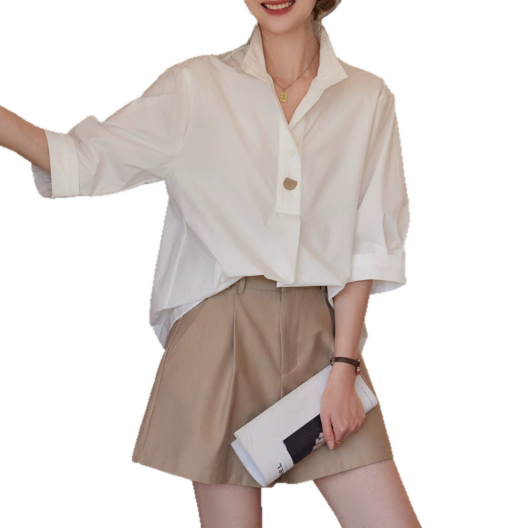 Women's elegant and airy blouse with modern cut Drune