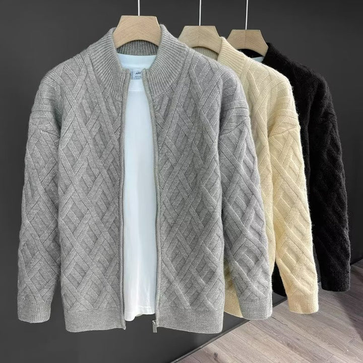 Women's cardigan with elegant cable knit pattern Mune Fashion
