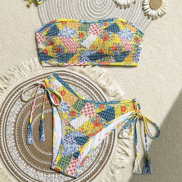 Women's bandeau bikini with playful design and side tying band Mune Fashion