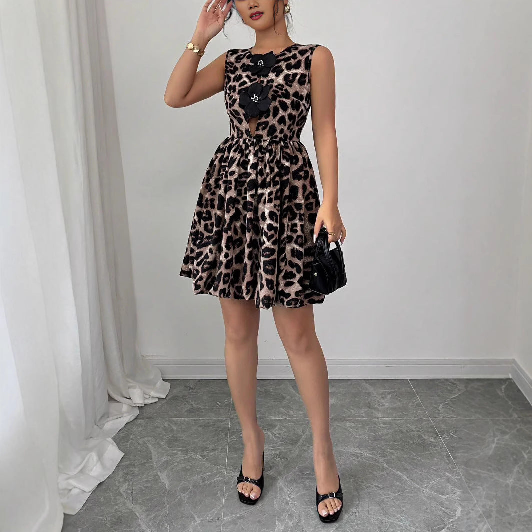 Women Nan short party dress with leopard print, floral appliqués and fitted balloon skirt Mune Fashion