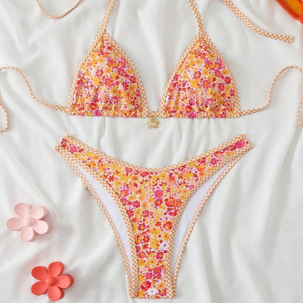 Women Triangle Bikini with Floral Pattern and Refined Details Mune Fashion