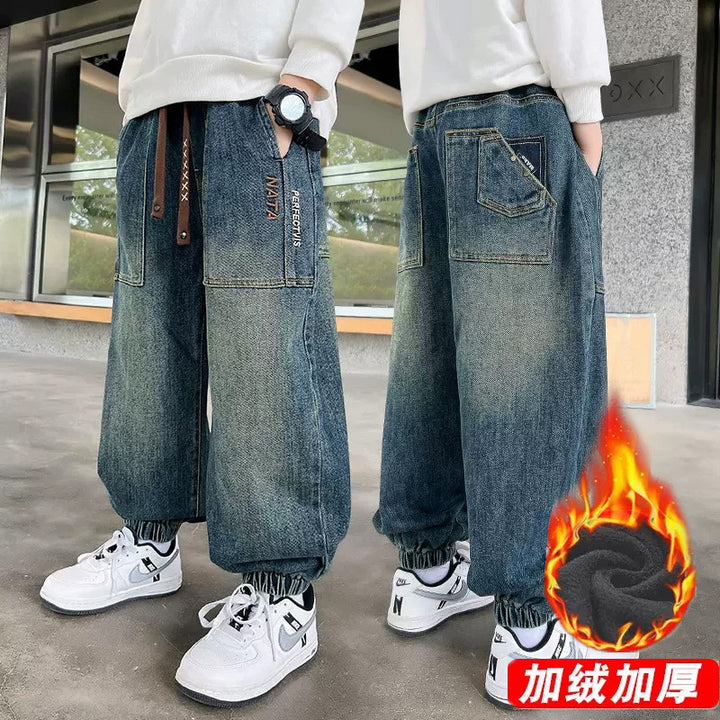 Unisex wide denim pants with elastic cuffs and large pockets Mune Fashion