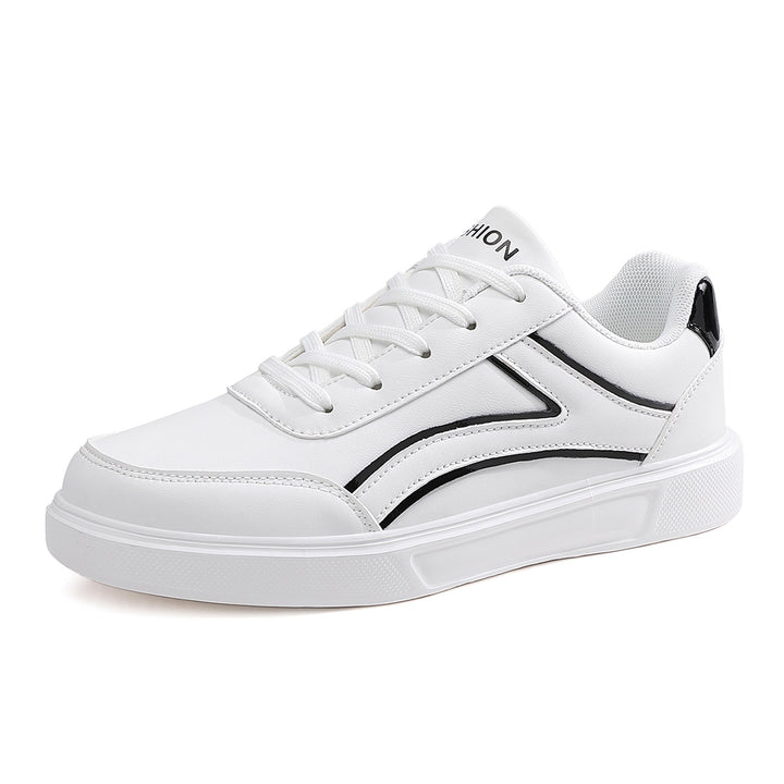 Men's low-cut synthetic leather sneakers with shock-absorbing lightweight foam sole and padded heel cushion Mune Fashion