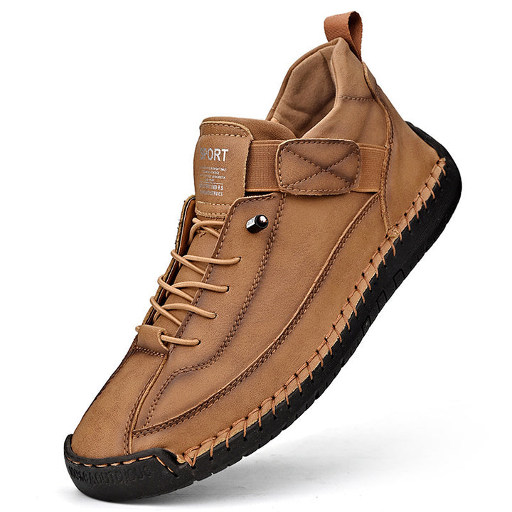 Men's leather imitation casual sneaker with Velcro strap, moccasin seam & profiled rubber sole Mune Fashion