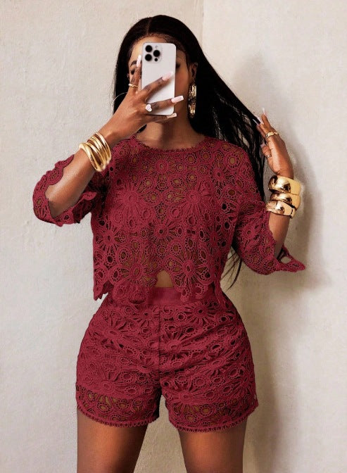 Women's crocheted two-piece set with crop top and high-waisted shorts Mune Fashion