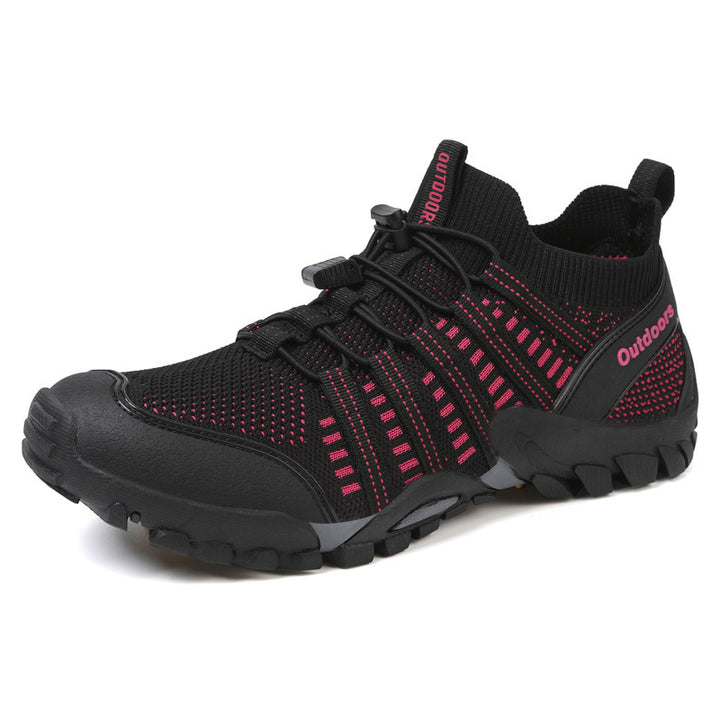 Unisex high-top functional sneakers with protective cap, quick lace closure and profiled rubber sole Mune Fashion