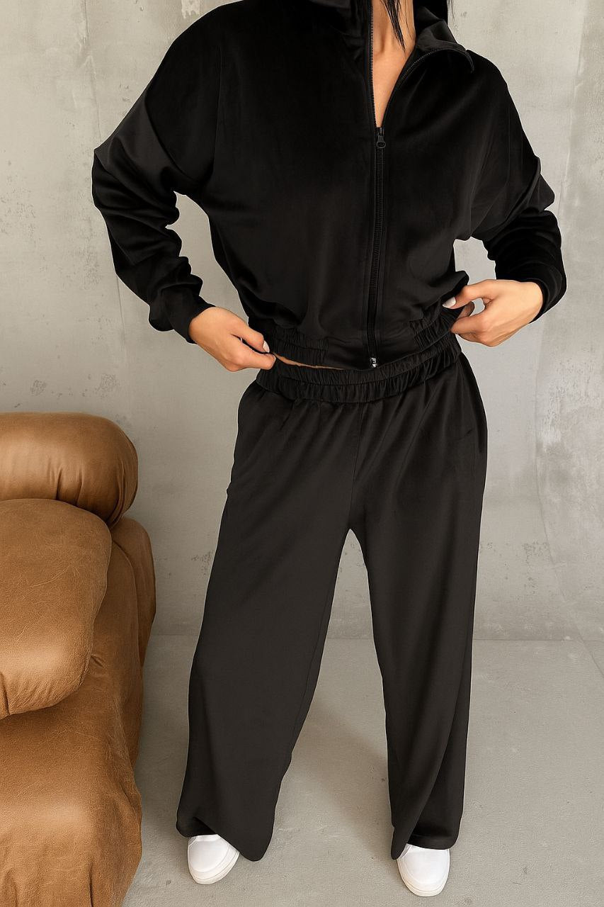 Women's Velvet Loungewear Set with Short Zipper and Gathered Waist Mune Fashion