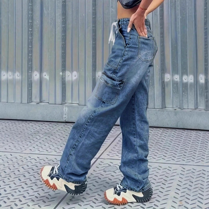 Women's cargo jeans in baggy look with high waist, drawstring and flap pockets Mune Fashion