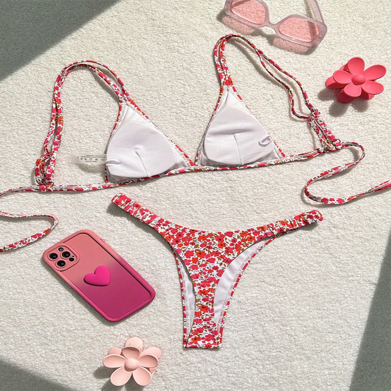 Ladies triangle bikini with floral design and adjustable straps Mune Fashion