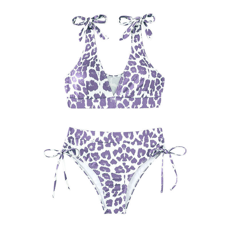 Women's high-cut bikini with sporty design and playful ties Mune Fashion