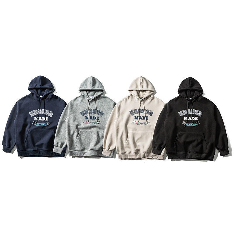 Unisex oversized college-style hoodie with kangaroo pocket Mune Fashion