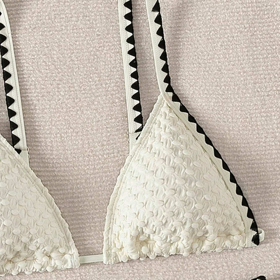 Women's Triangle Bikini with sophisticated crochet pattern Mune Fashion