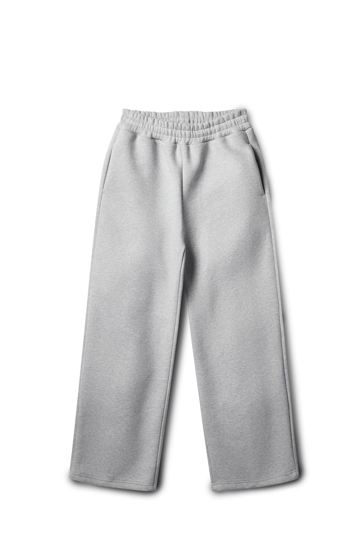 Unisex straight-cut jogging pants with a high elastic waistband and side inset pockets Mune Fashion